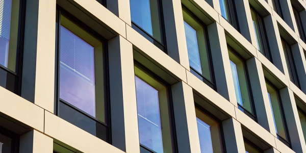 Puertas y Ventanas Aislantes de Aluminio / PVC en Lleida · Doble o Triple Vidrio
