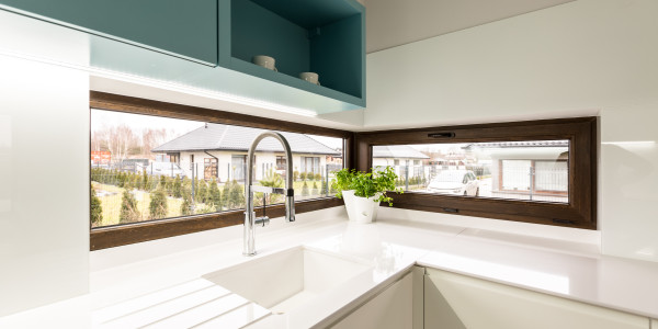 Puertas y Ventanas Aislantes de Aluminio / PVC en Lleida · Panorámicas a Medida