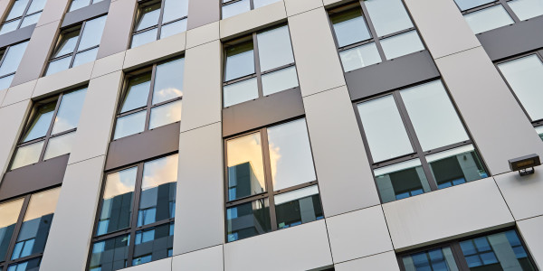 Fabricantes / Instaladores de Puertas y Ventanas de Aluminio / PVC en Lleida · Aislamiento Térmico y Acústico